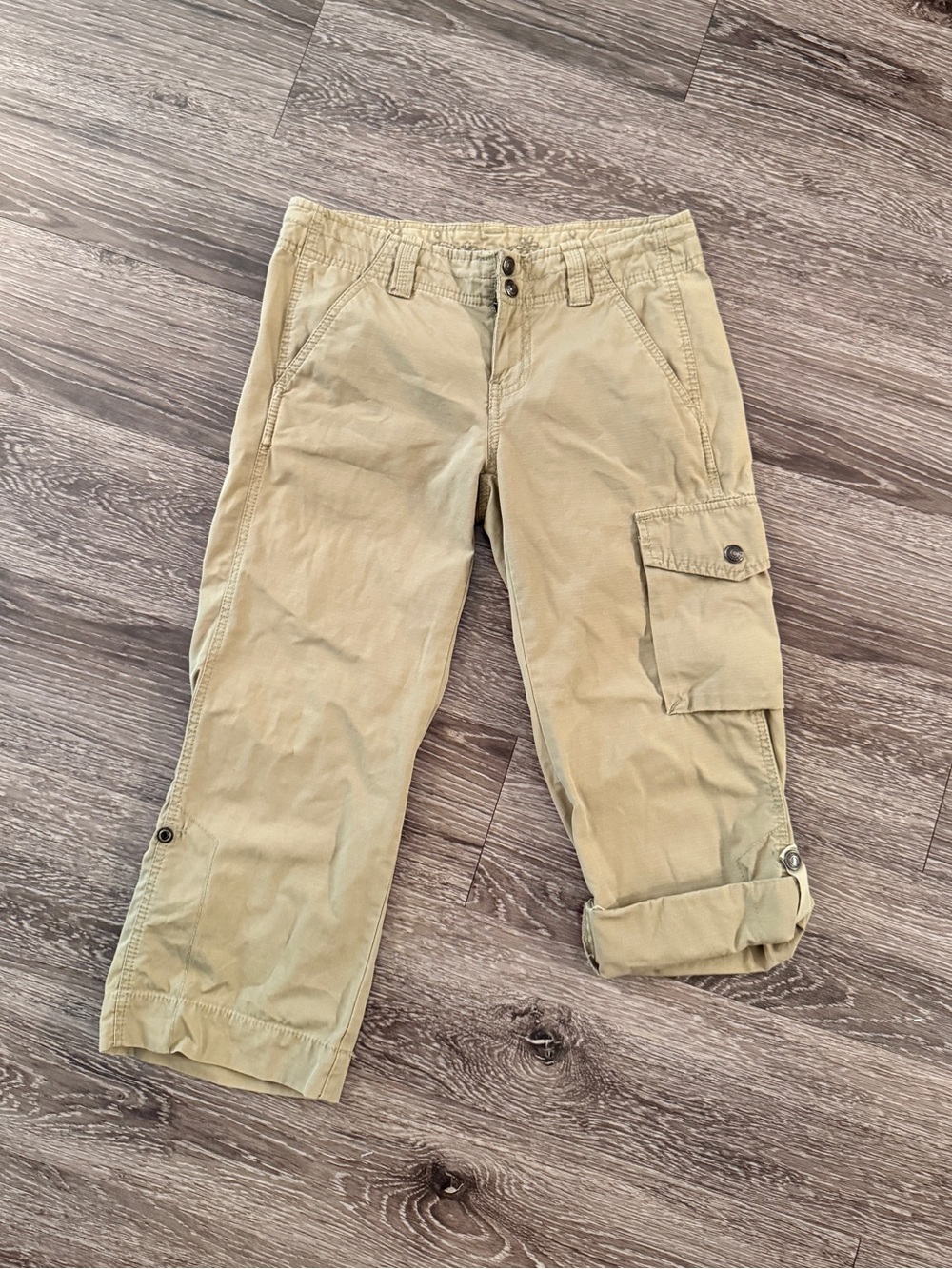 Gap Vintage 2006 Cargo Capris